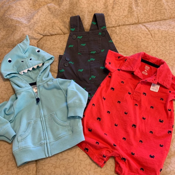 Carter's Other - Three Pieces for Baby Boy - size 3-6 months🦀🐢🦈